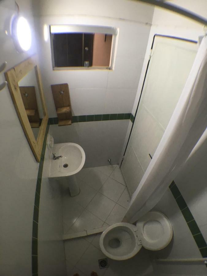 Hostal El Farol Asunción Exterior photo